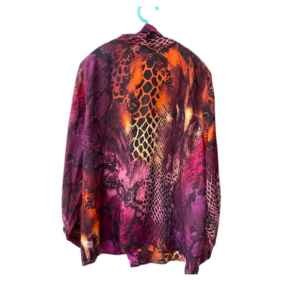 Marc Bouwer size 2X reptile print crepe tie neck button front blouse. - Picture 2 of 7